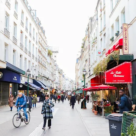 Spacieux En Plein Coeur De Appartamento Parigi